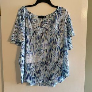 APT. 9 Top